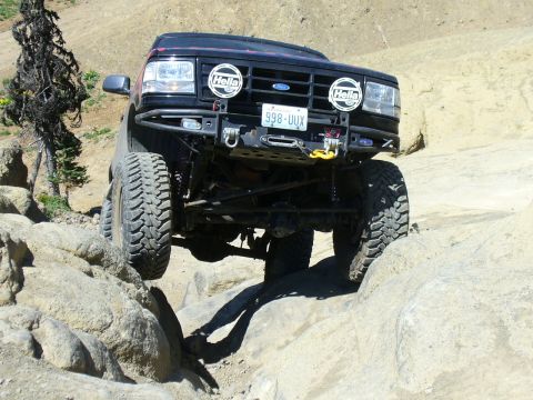1978 Ford Bronco - Greg climbing the 'Crack' or 'Notch' at Funny Rocks