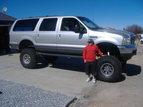 2002 Ford Excursion photo