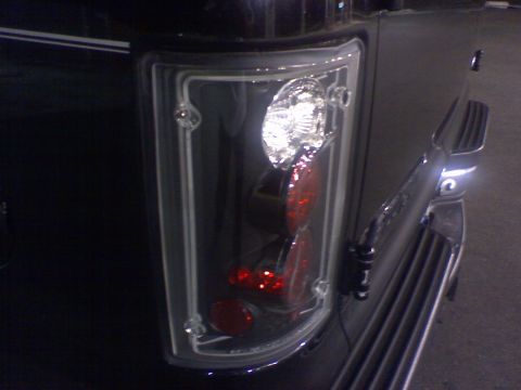 2000 Ford Excursion - REPLACED THE TAIL LIGHTS