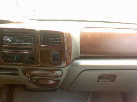 2000 Ford Excursion photo