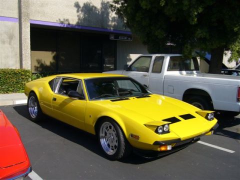 1973 DeTomaso Pantera photo