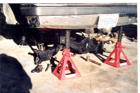 1989 Ford Bronco - TTB axles going back into position