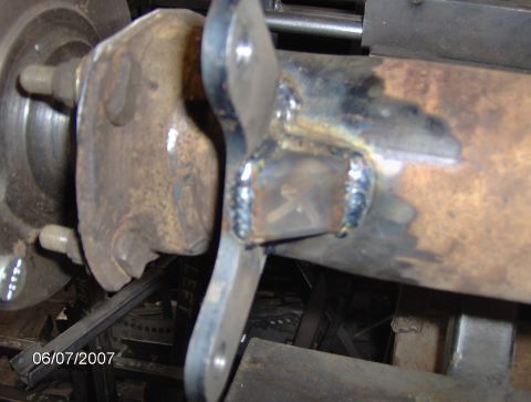 1978 Ford Bronco - This photo shows a custom-welded bracket on a vehicle's axle housing, dated 06/07/2007.