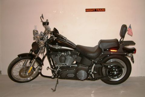 2003 Harley-Davidson Softail “FXSTB Night Train”