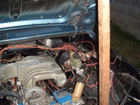 1990 Ford Ranger - before i cleaned up the wiring