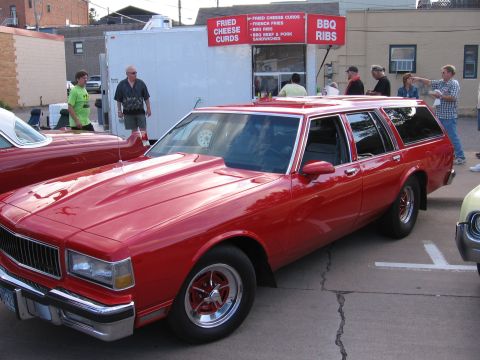 1989 Ford Mustang - caprice hell wagon!!