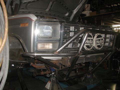 1980 Ford Bronco - Front 3