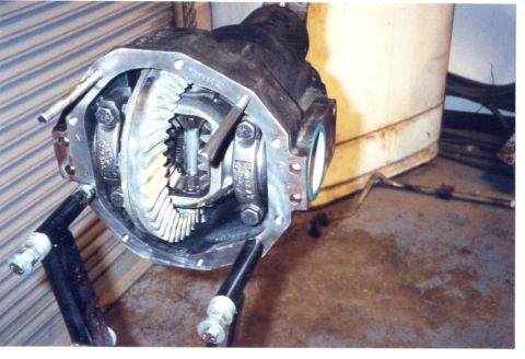 1989 Ford Bronco - 4:56 gears in the front diff ready to put back in the truck