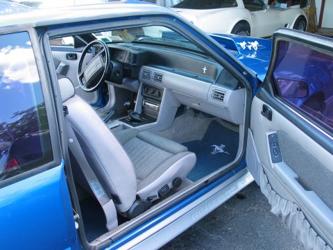 1990 Ford Mustang photo