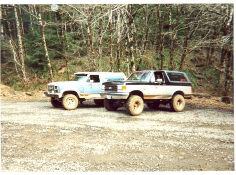 1989 Ford Bronco - Back at Rogers camp