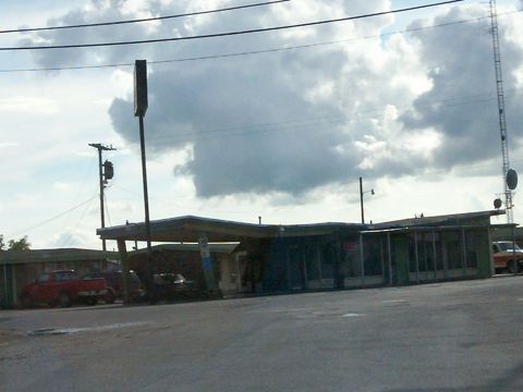 1993 Ford Bronco - Famous Telstar Motel - Decatur, TX