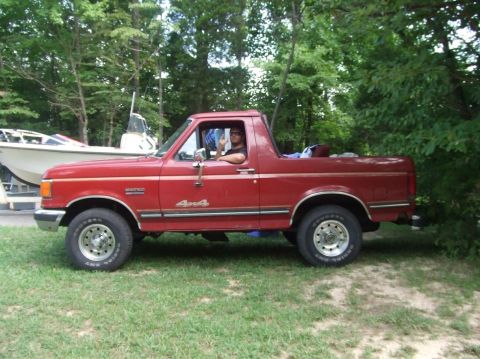 1987 Ford Bronco - Top down at the lake!!