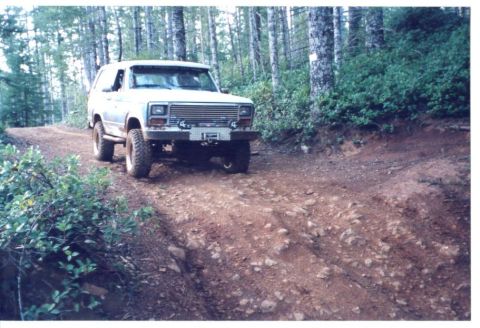 1989 Ford Bronco - Todds turn. Pt1