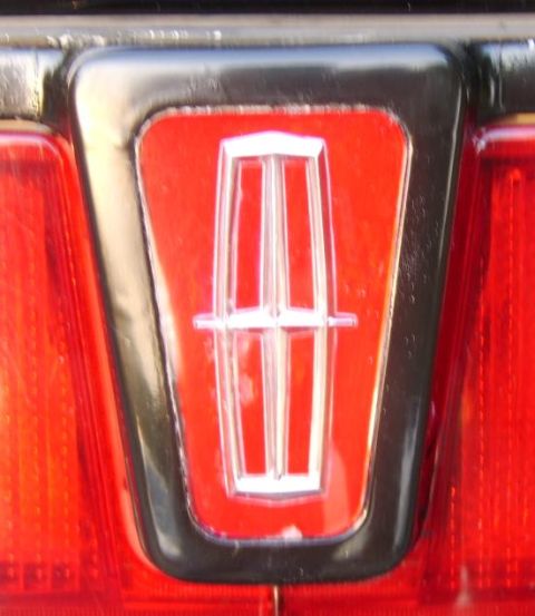 1996 Mercury Grand Marquis - This is the before pic, notice how the red is beginning to deteriorate.