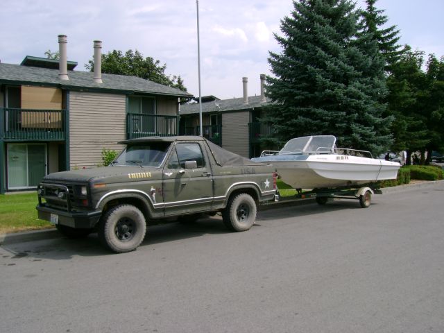1965 Larson SEi 180 I/O Sport