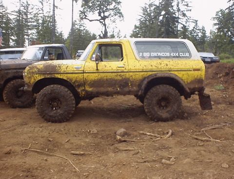 1989 Ford Bronco - Side veiw of Steves beast