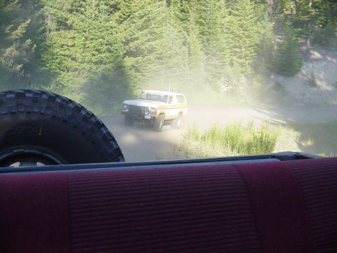 1989 Ford Bronco - One hour after we get to camp its time for some dusty wheelin