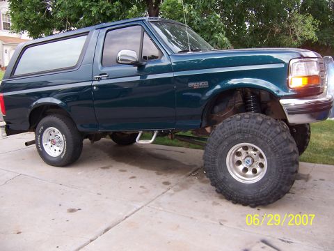 1994 Ford Bronco - Half way lifted