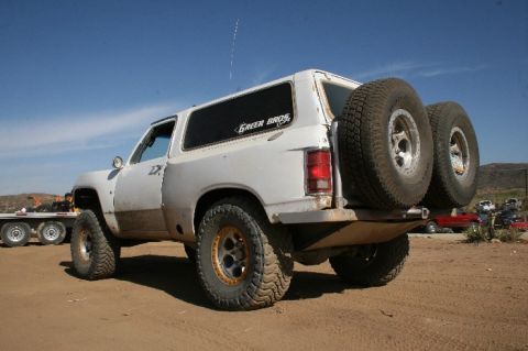 1996 Ford Bronco - Diggin the spare set-up