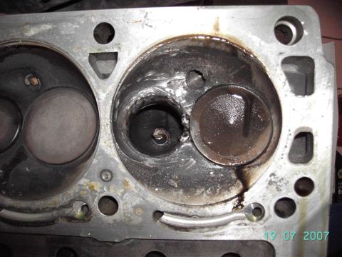 1984 Ford LTD Crown Victoria - ..and causing the valve to whack the piston and break off..