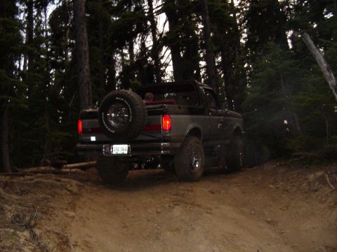 1989 Ford Bronco - Rear veiw on the way out past Hippys jeep