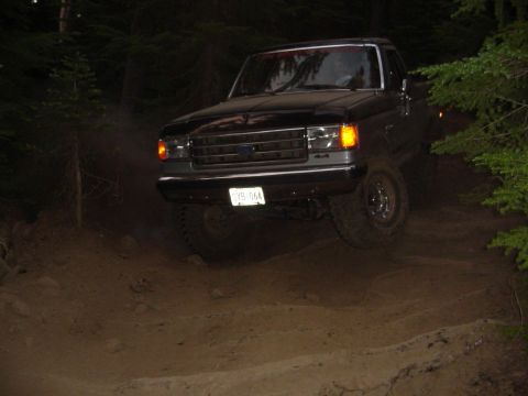 1989 Ford Bronco - A little bit of a flex shot