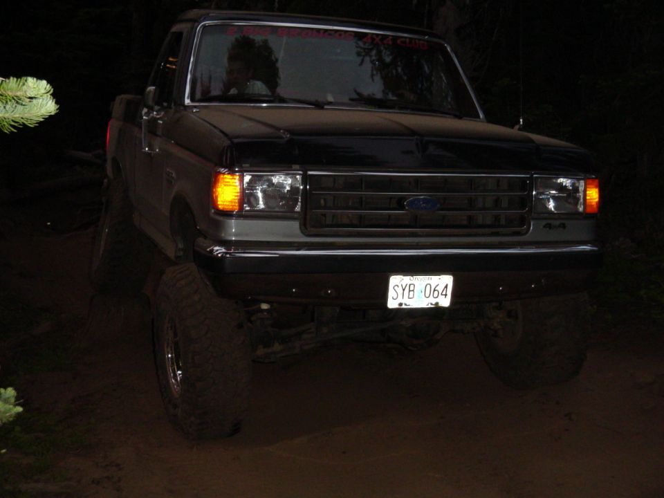 Back tire on the stump too