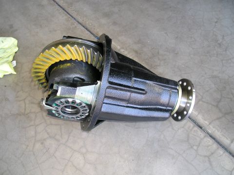 1986 Toyota Hilux - high pinion 3rd with 5.29s and detroit