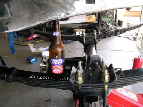 1986 Toyota Hilux - cold beverage in easy reach