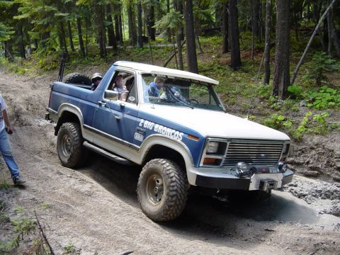1989 Ford Bronco - Slow and easy
