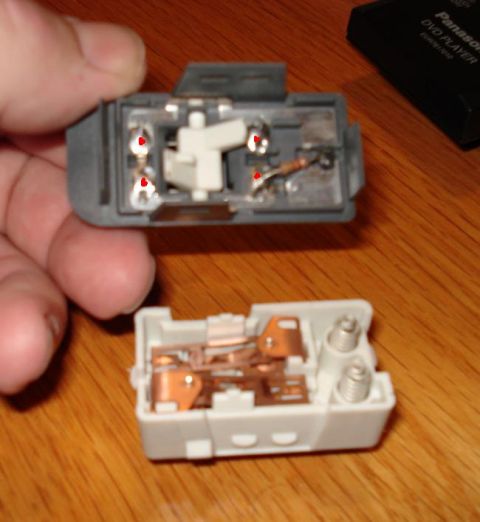 1999 Ford Crown Victoria - Showing both internal sections of switch