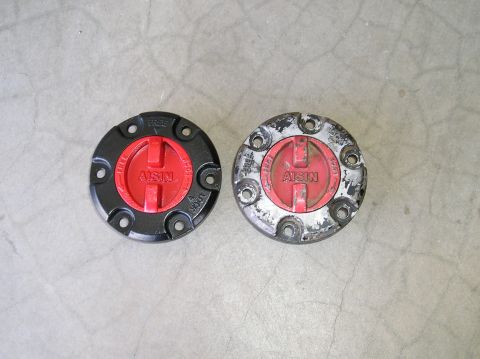 1986 Toyota Hilux - a little brake clean and paint and good as new