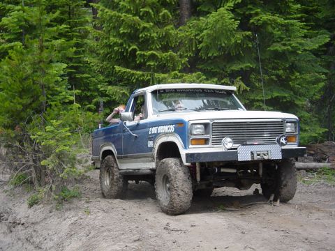 1989 Ford Bronco - Todds truck looking good