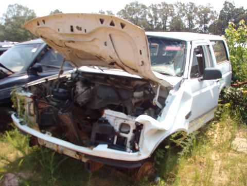 1983 Ford Bronco - Brown's '96 The yard monkeys torched the t/g open to get the regulator & glass. Those are turn signal mirrors, and it had dual visors & dim…