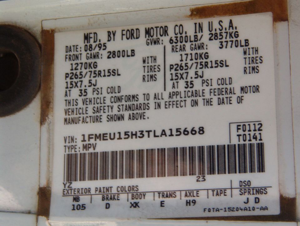 Ford door certification label dated 08/95 with VIN 1FMEU15H3TLA15668