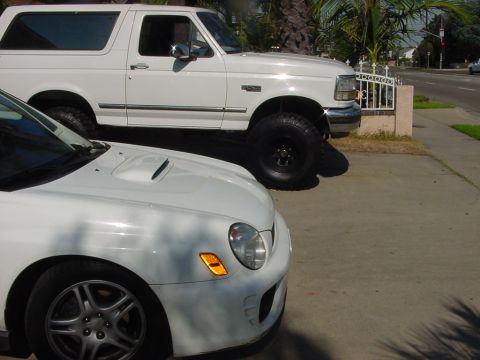1995 Ford Bronco “TheFlyTrap”
