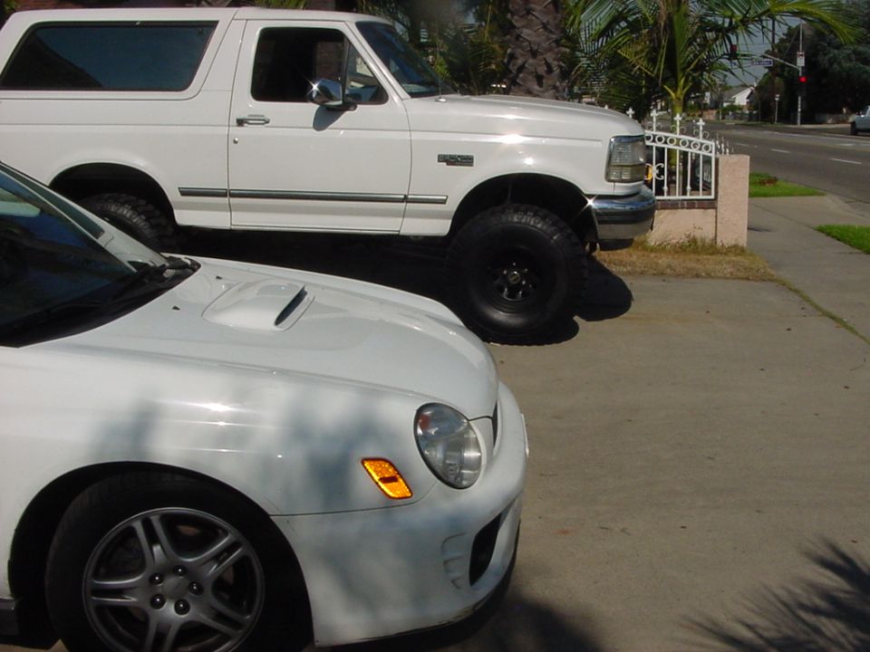 1995 Ford Bronco “TheFlyTrap”