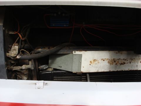 1983 Ford Bronco - ok here is the pass side firewall as i got it.