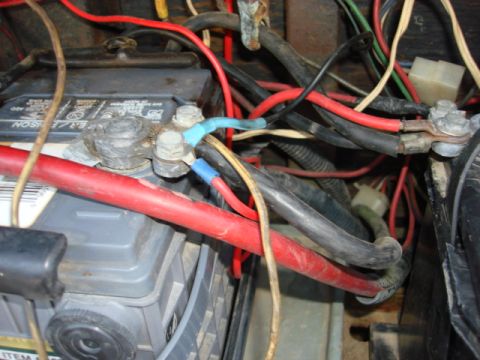 1983 Ford Bronco - i went to the battery for the ground. i will get another tap and goto it and clean this side of the battery up too.