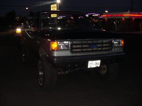 1989 Ford Bronco - My truck in the dark