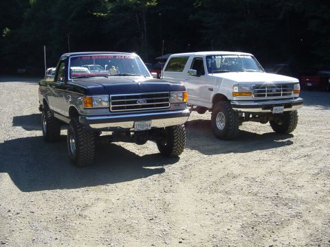 1989 Ford Bronco - Broncos!!