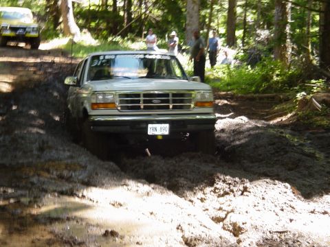 1989 Ford Bronco - Alvie goes thru