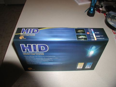 1990 Ford Thunderbird - The box displays information about HID Xenon Lamp Systems, including color temperature comparisons.