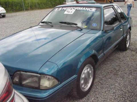 1987 Ford Mustang photo
