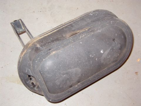 1983 Ford Bronco - Plastic Single-chamber Vacuum Reservoir 4C3Z-9E453-AA w/3 [url=https://www.clipsandfasteners.com/M6-1-0-Free-Spinning-Washer-Nut-16mm-Od-p/…