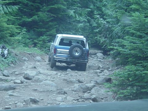 1989 Ford Bronco - More rocks