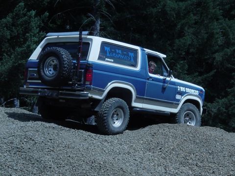 1989 Ford Bronco - Looks good up there