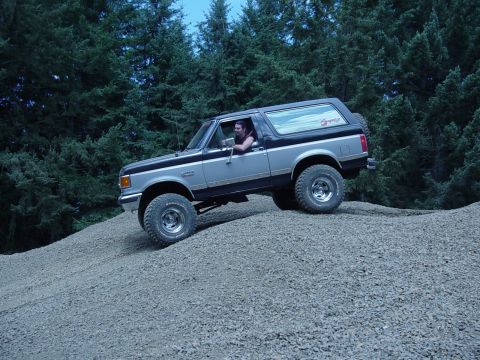 1989 Ford Bronco - And down the other side, and off to home
