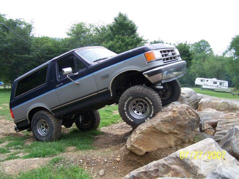 1979 Ford F-150 - This Ford Bronco is navigating a rocky obstacle course.
