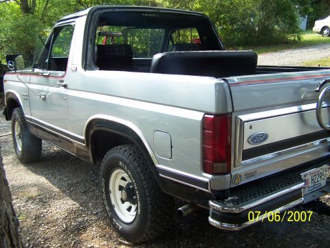 1982 Ford Bronco photo